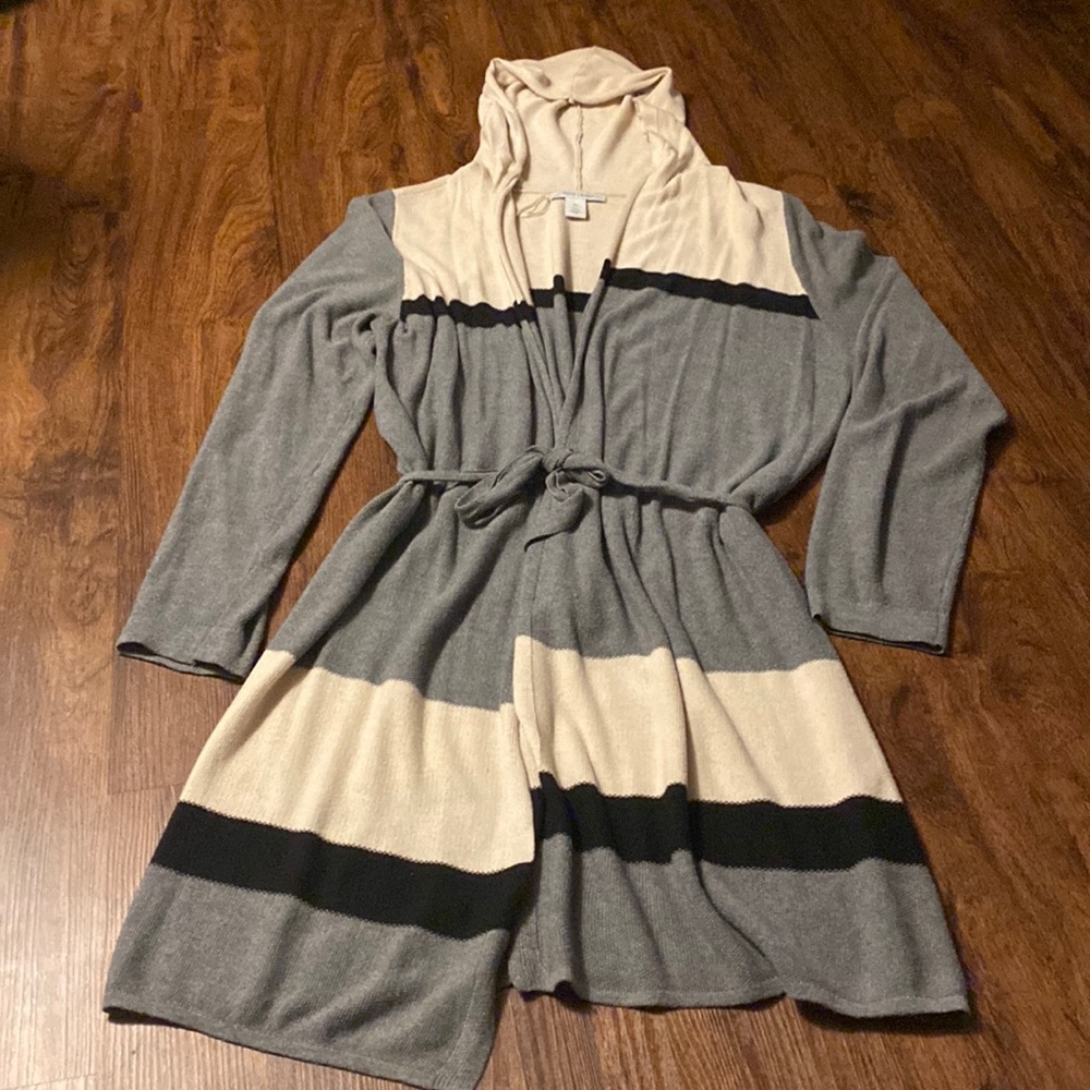 White House Black Market Cardigan